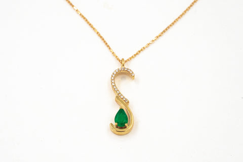 Amore Emerald Diamond Pendant