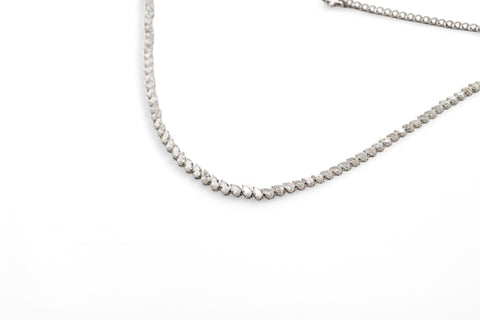 White gold necklace with diamonds