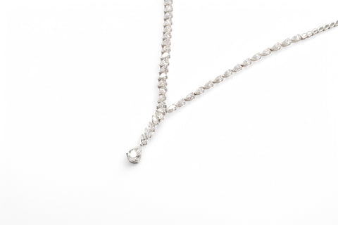 White gold necklace with diamonds