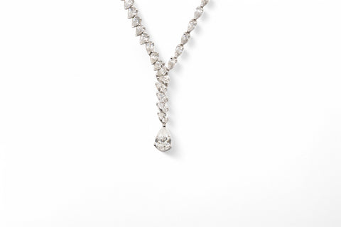 White gold necklace with diamonds