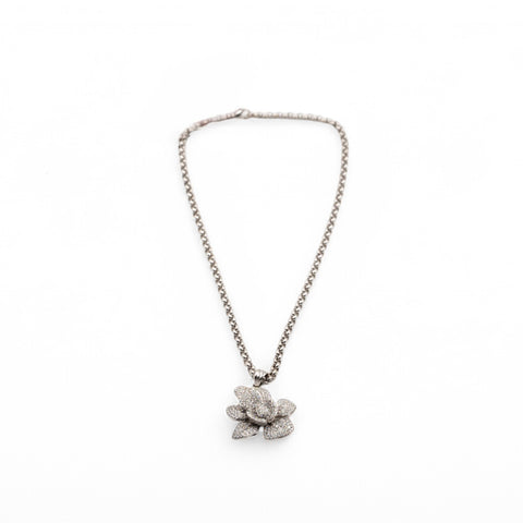 18 Kt white gold necklace with diamonds
