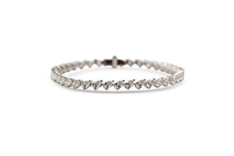 18 kt white gold bracelet with diamonds