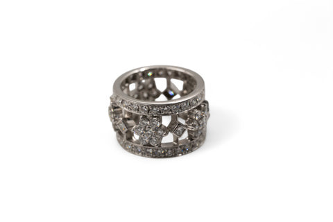 18 Kt gold ring with diamond