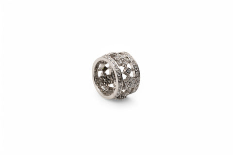18 Kt gold ring with diamond
