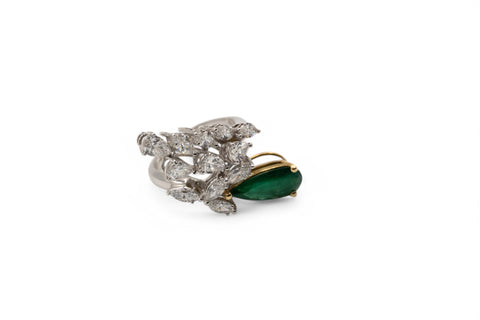 18 Kt gold ring with diamond and emerald