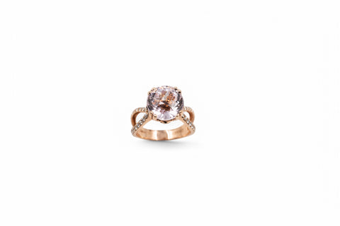 18 Kt rose gold diamond ring with kunzite