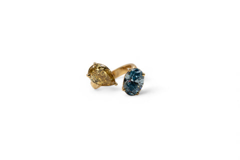 18 kt gold ring with lab grown diamond