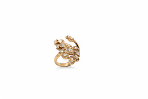 18 kt gold diamond ring