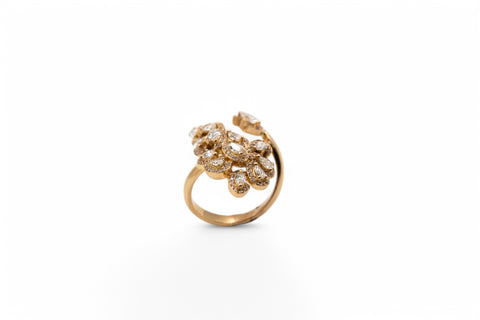 18 kt gold diamond ring