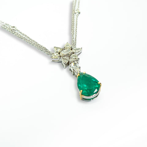 Emerald Pendant with Sunflower Diamond in White Gold - Shami Jewelry