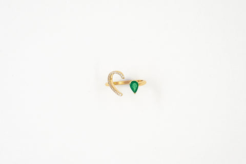 Amore Emerald Diamond Ring