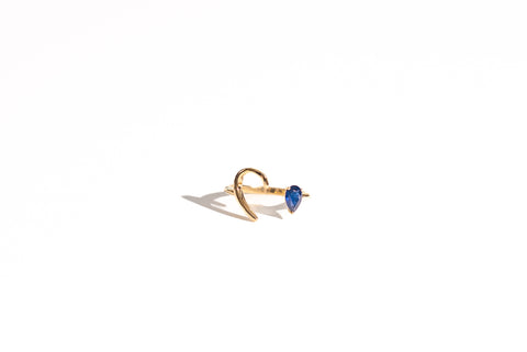 Amore Sapphire Gold Ring