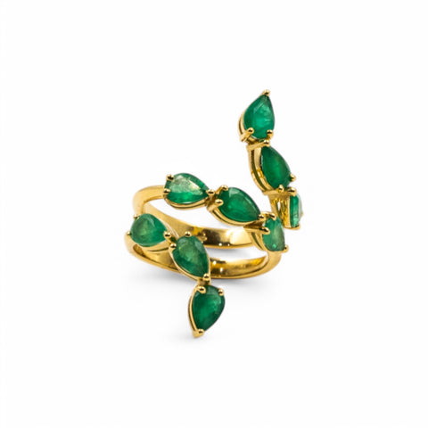 Yellow Gold Ring with Emerald