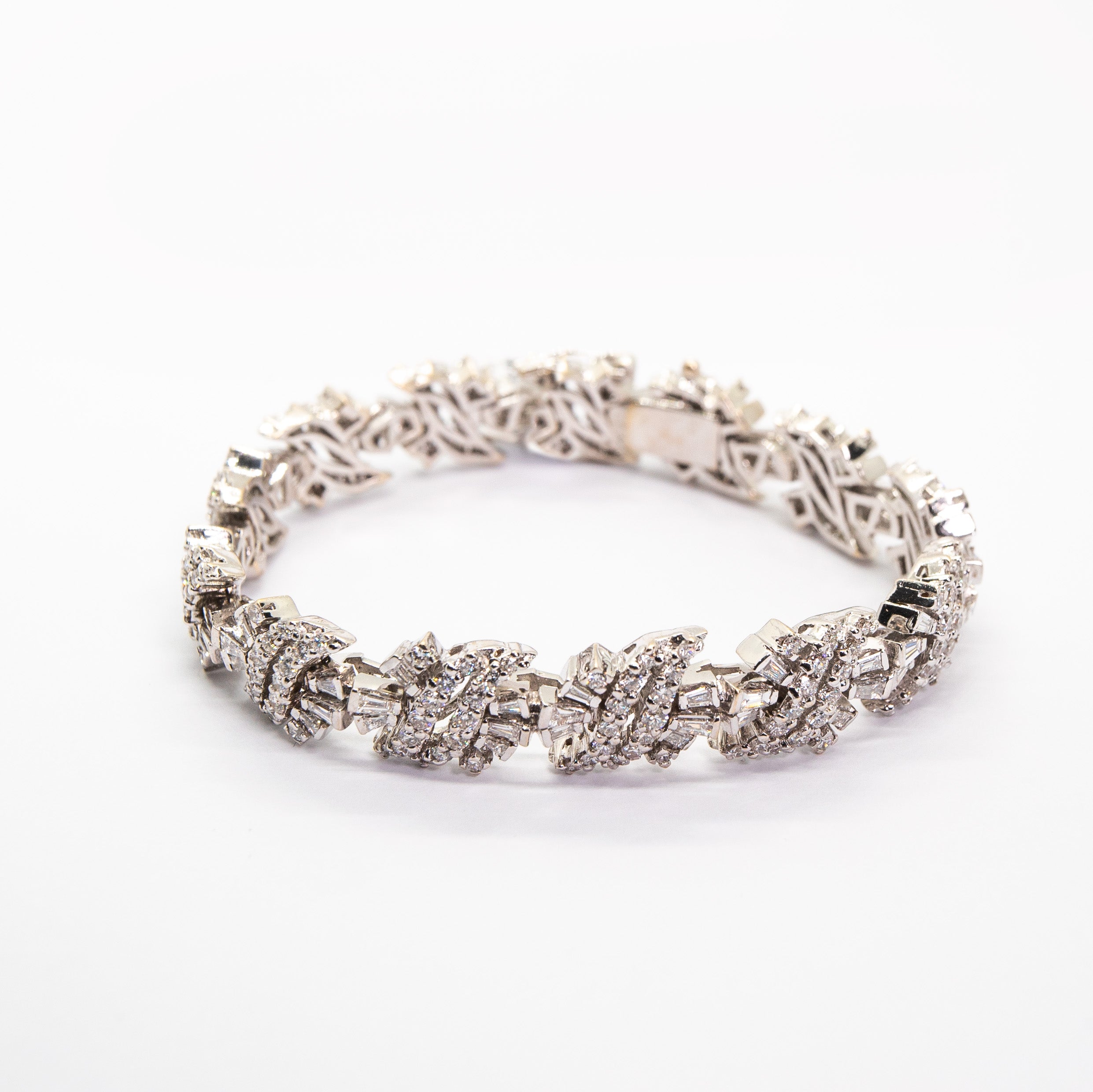 Pear Shape Cluster Diamond Bracelet – D-Star Jewellery